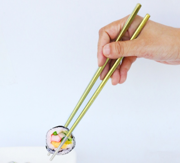 pure-titanium-chopsticks