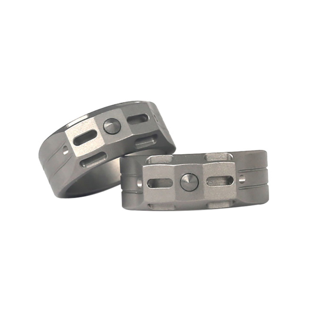 New Portable Self Defense Ring Adjustable Titanium Alloy Ring
